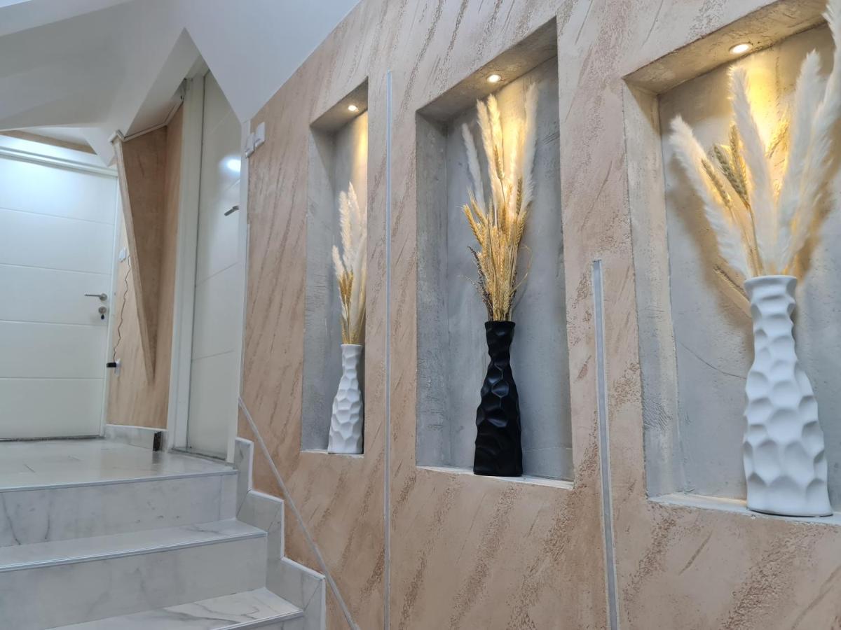 River Side Suites Belgrado Esterno foto