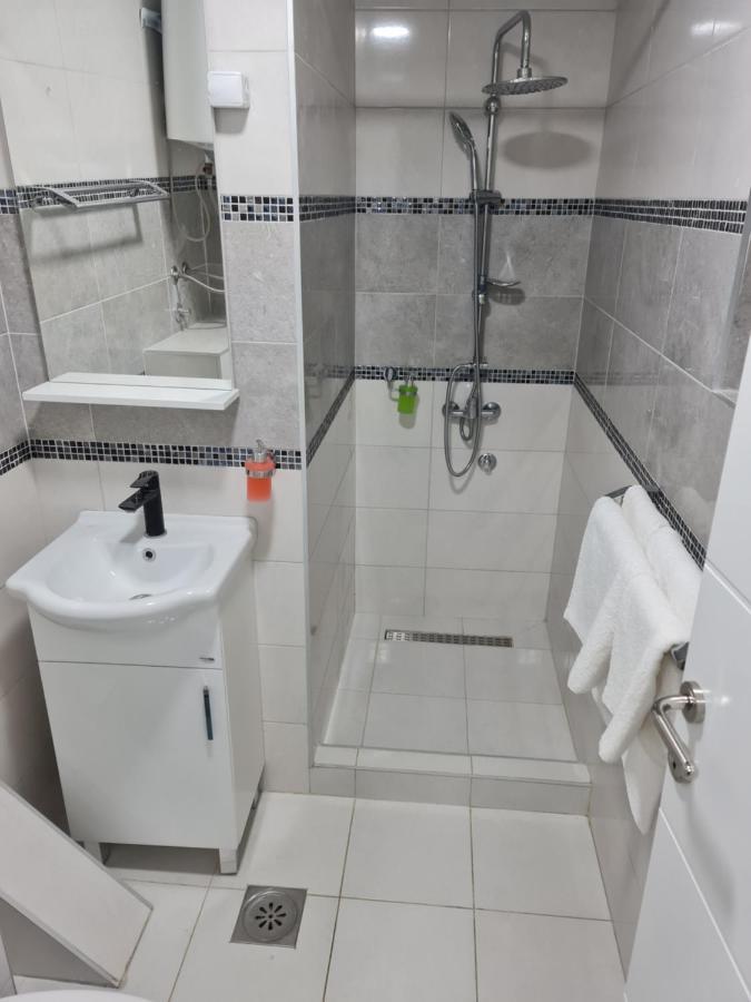 River Side Suites Belgrado Esterno foto